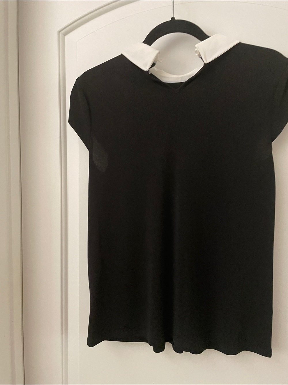 Elle Black Sleeveless Top with Embellished White Peter Pan Collar - Picture 3 of 3